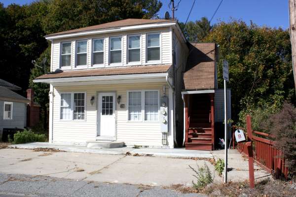 387 Putnam Pike #A, Killingly, CT 06241