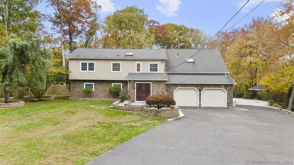 16 Juggernaut Road,  Prospect,  CT 06712