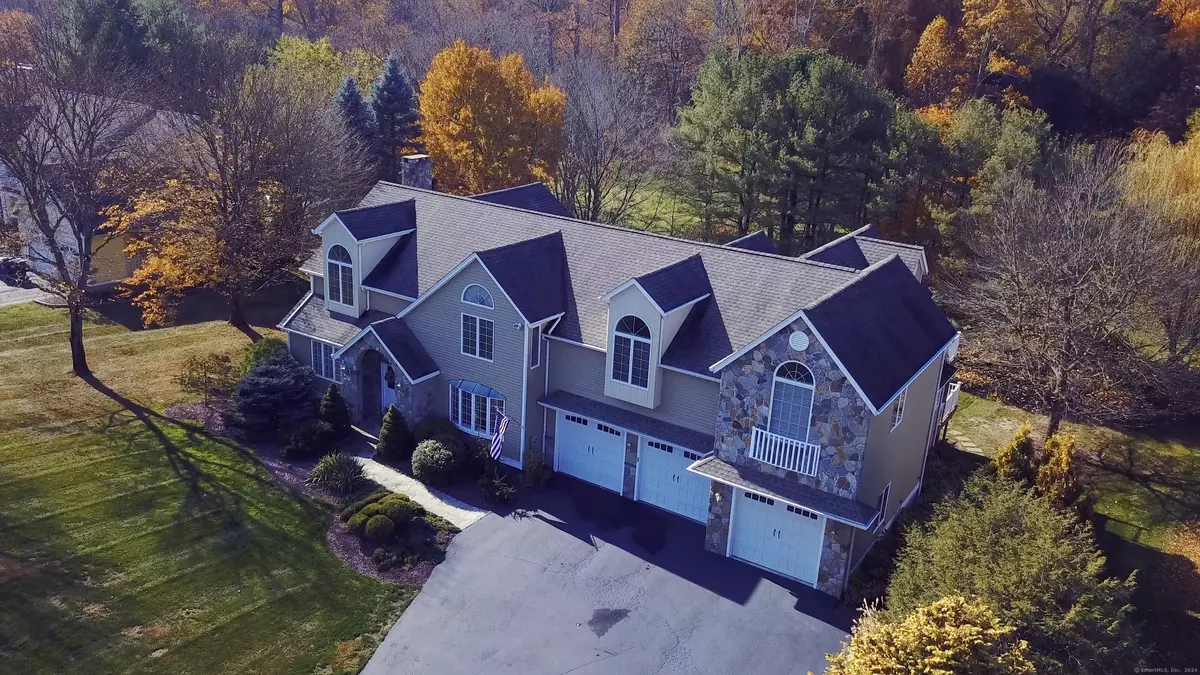 Trumbull, CT 06611,8 Windmill Lane