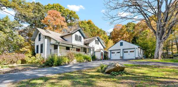 28 Goose Hill Road, Chester, CT 06412