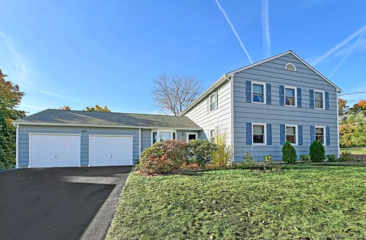 North Haven, CT 06473,120 Homewood Avenue