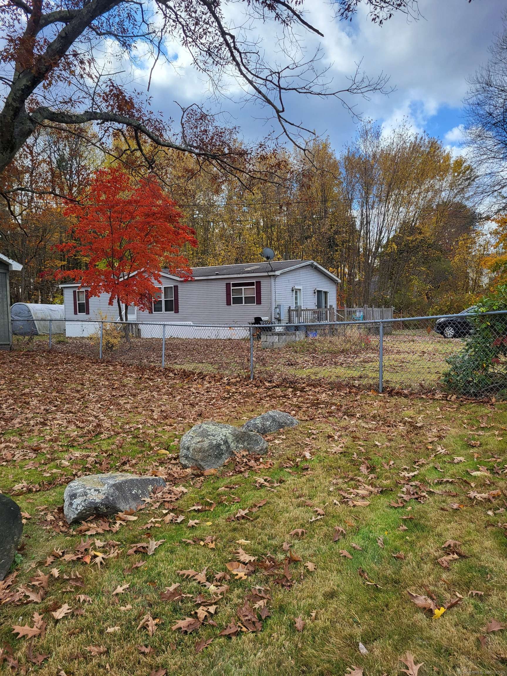 Stafford, CT 06076,3 Ice House Road
