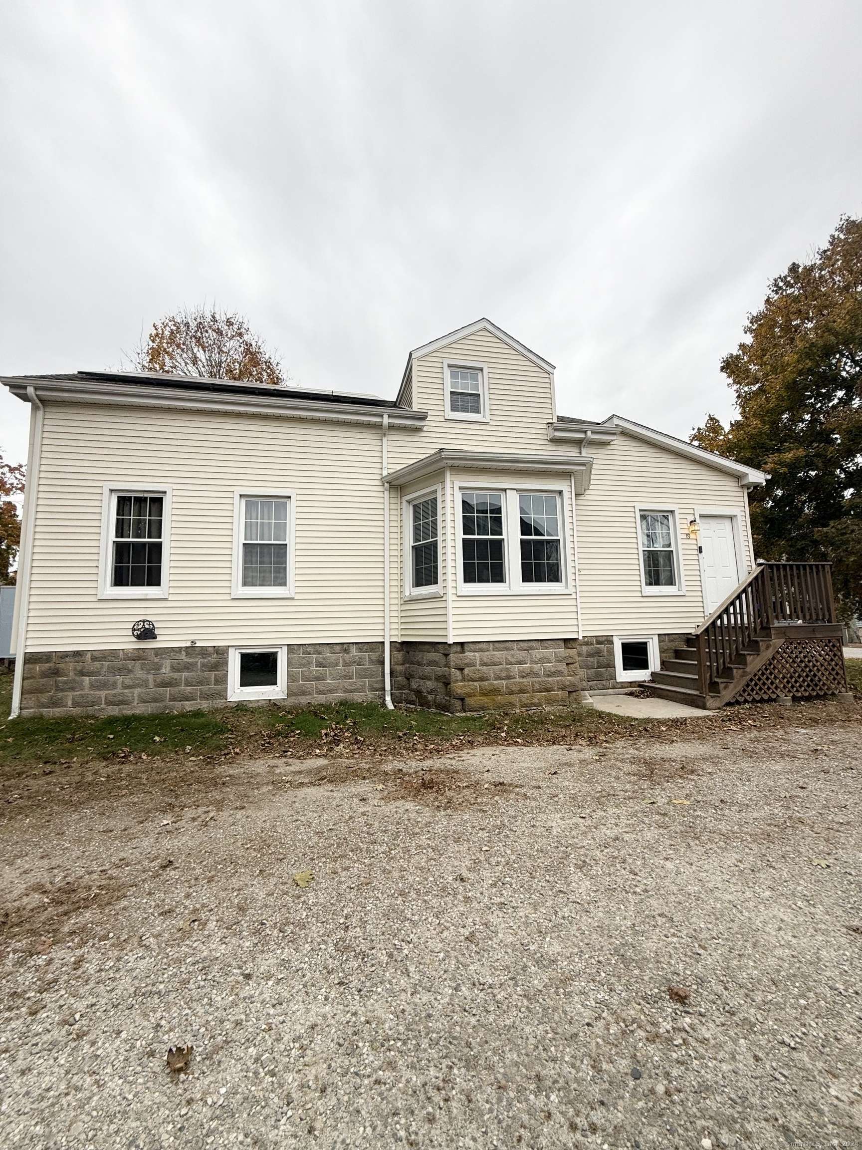 Plainfield, CT 06354,19 High Street
