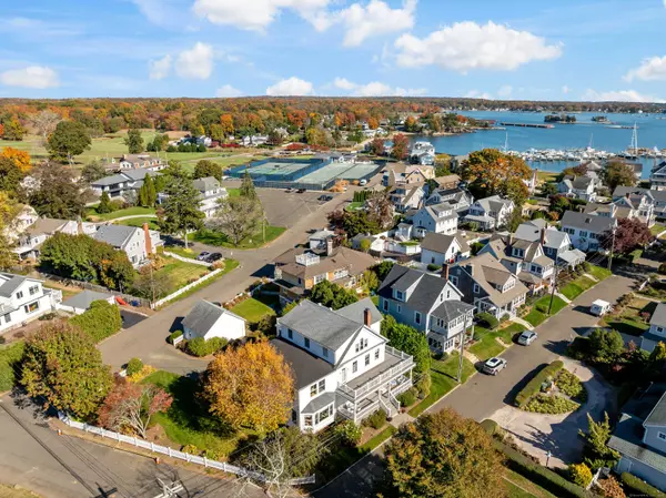 10 Island View Avenue, Branford, CT 06405
