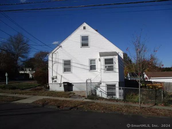 Hamden, CT 06514,773 Pine Rock Avenue