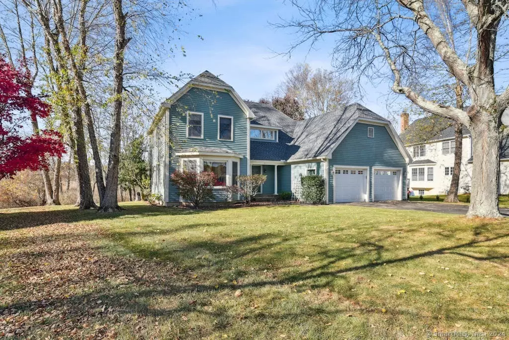 Ridgefield, CT 06877,7 Taylor Court