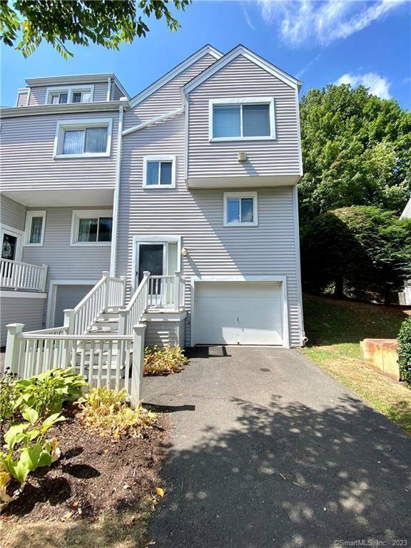 40 Country Place #40, Shelton, CT 06484