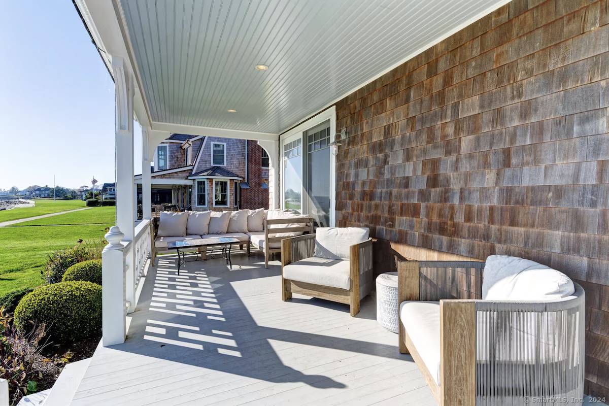 Old Saybrook, CT 06475,21 Pettipaug Avenue