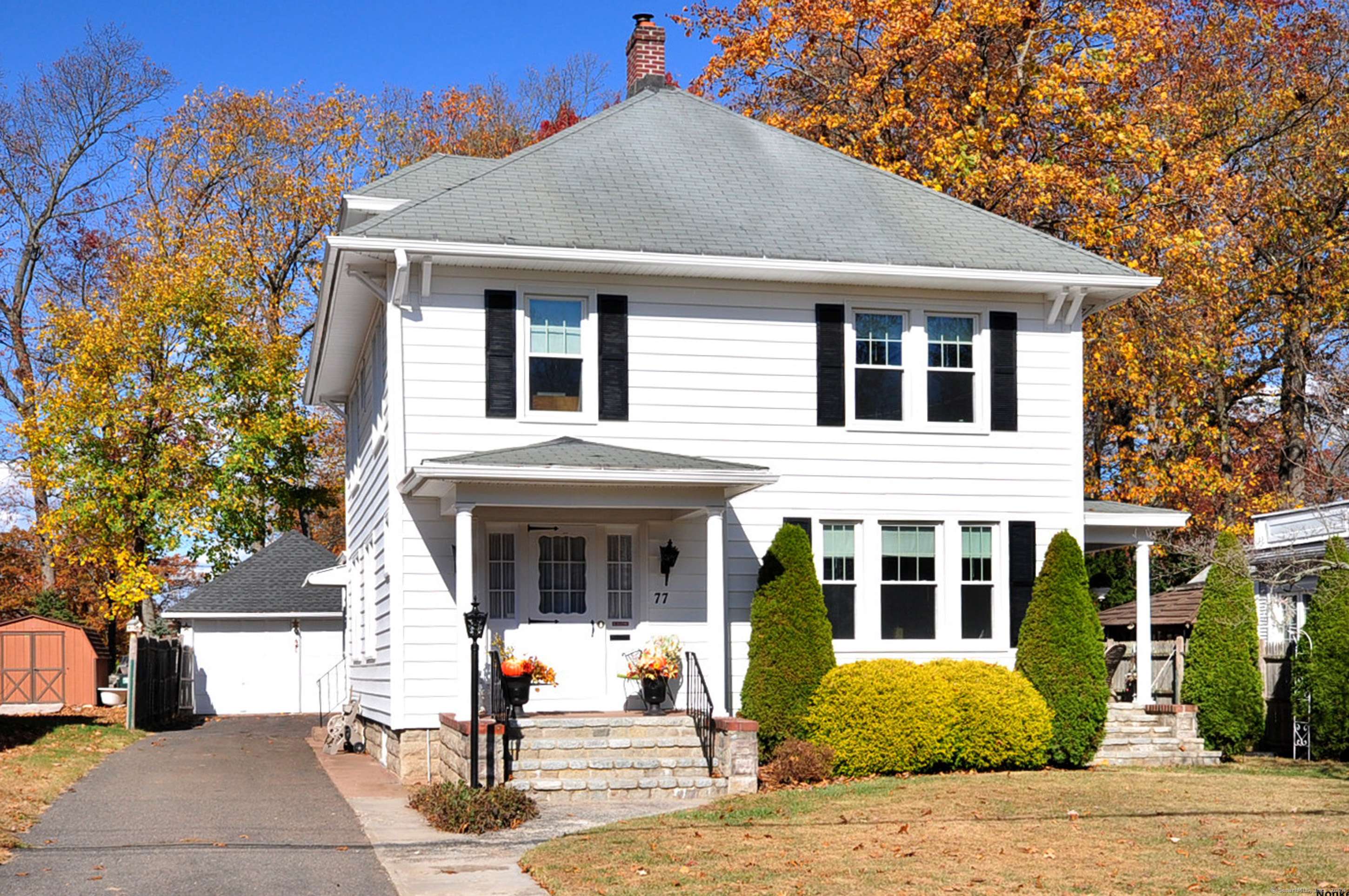 77 Henry Street, Manchester, CT 06042