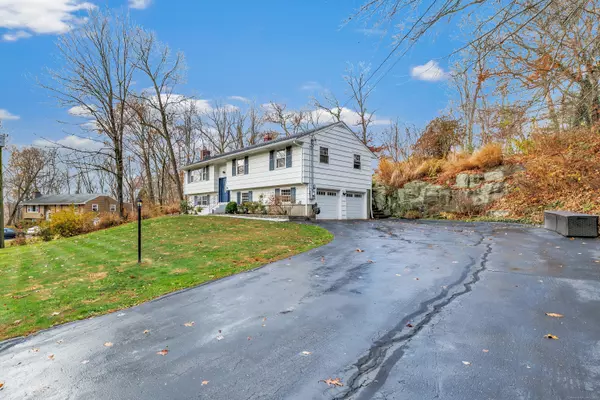 Shelton, CT 06484,39 Cold Spring Circle