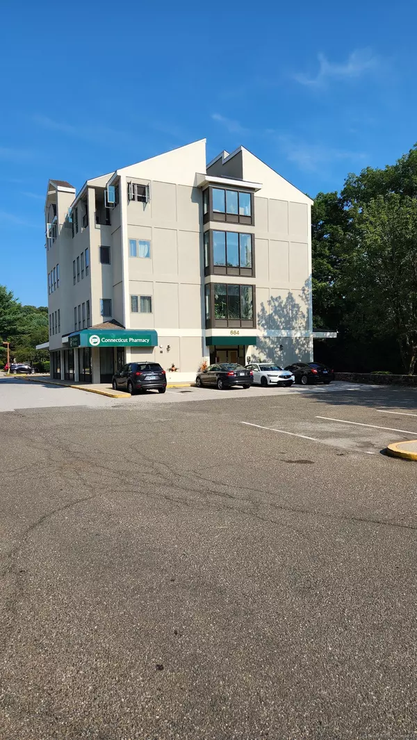 Norwalk, CT 06851,664 Main Avenue #APT 203