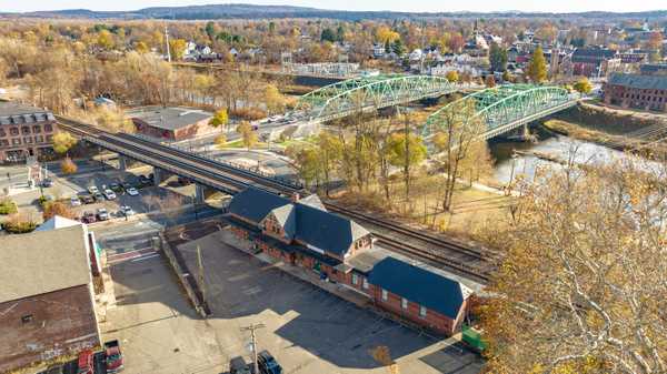 North Elm Street #16, Westfield, MA 01085