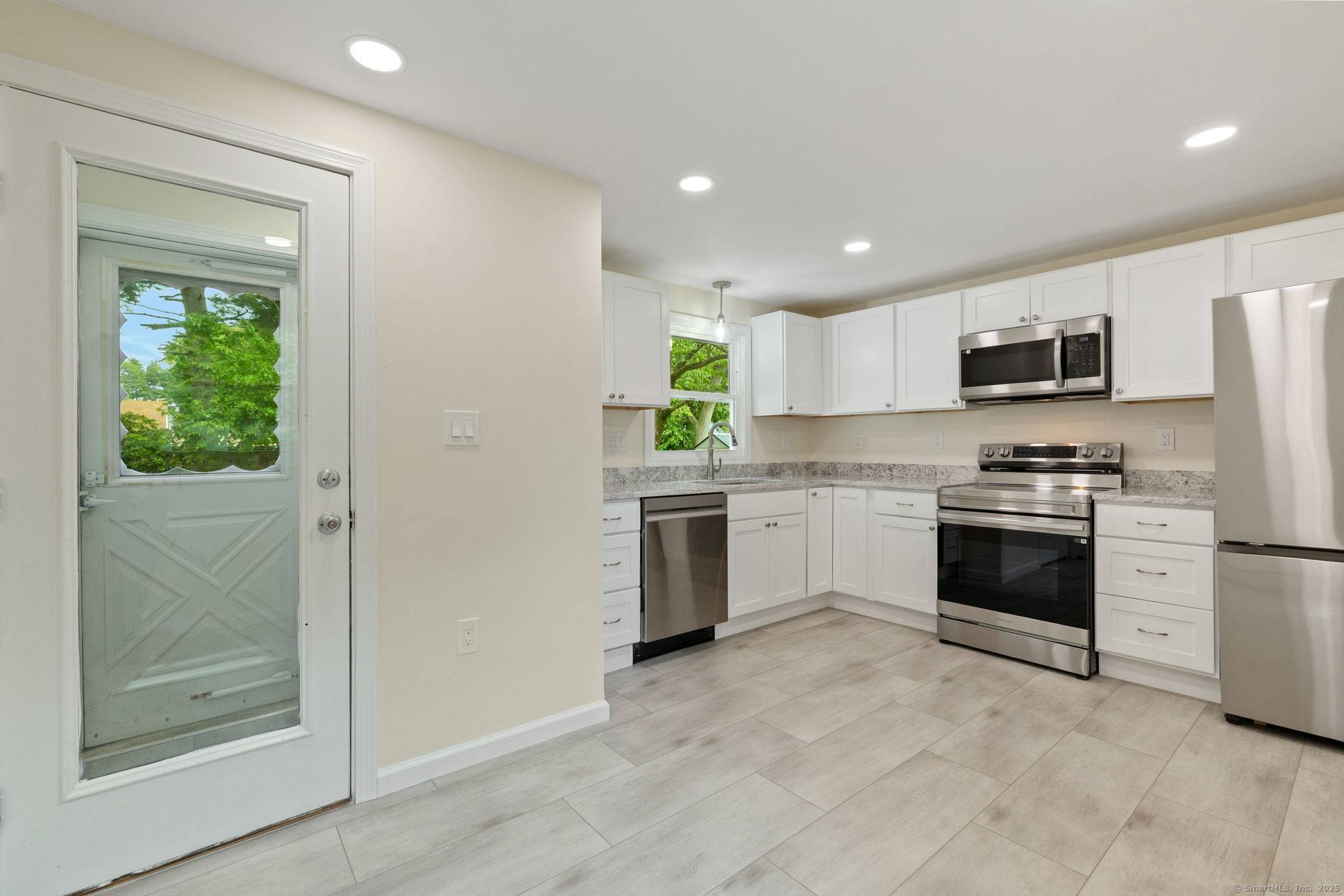 East Hartford, CT 06118,26 Pinecrest Drive