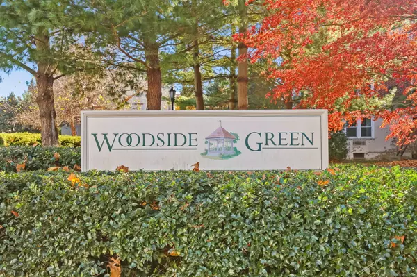 128 Woodside Green #2B, Stamford, CT 06905