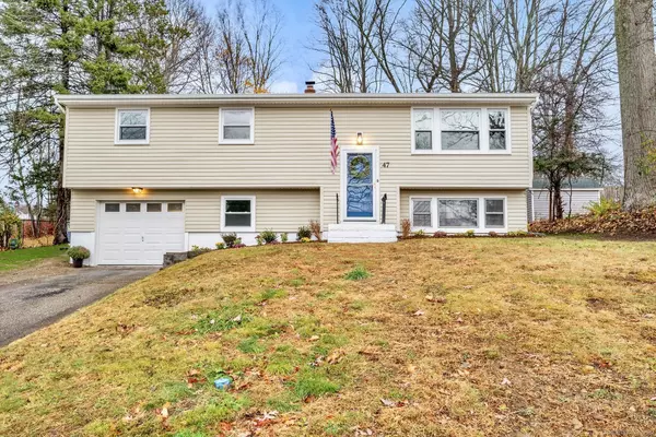 Montville, CT 06370,47 Evergreen Lane