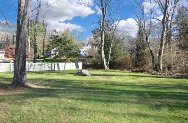 Guilford, CT 06437,280 Durham Road