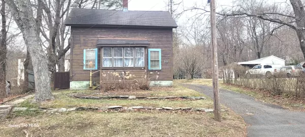 55 Mountain Street, Ellington, CT 06029