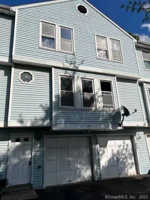 Hamden, CT 06514,161 Fairview Avenue #161