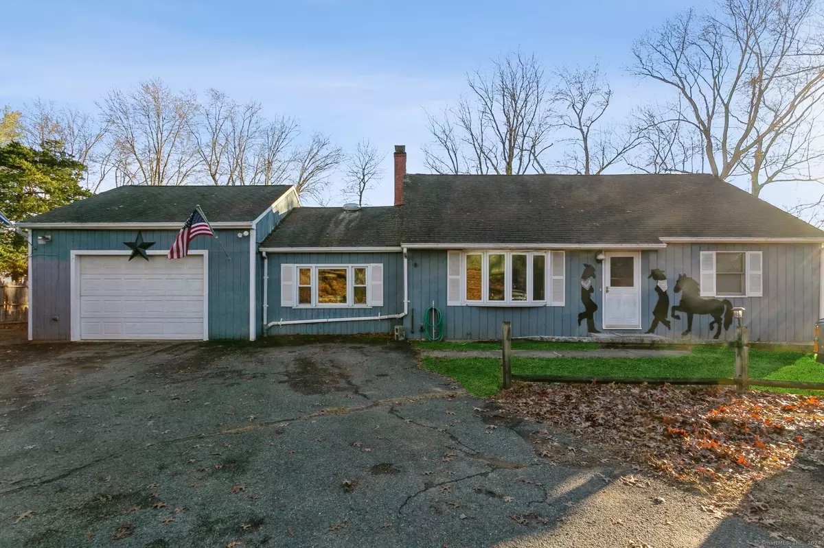 New Milford, CT 06776,48 Blue Bonnet Knolls