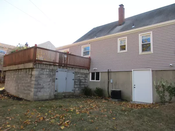 West Haven, CT 06516,71 Hickory Street