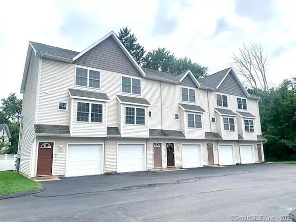 Middletown, CT 06457,27 West Silver Street #27