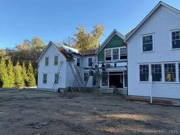 3 Tanglewood Lane, Westport, CT 06880