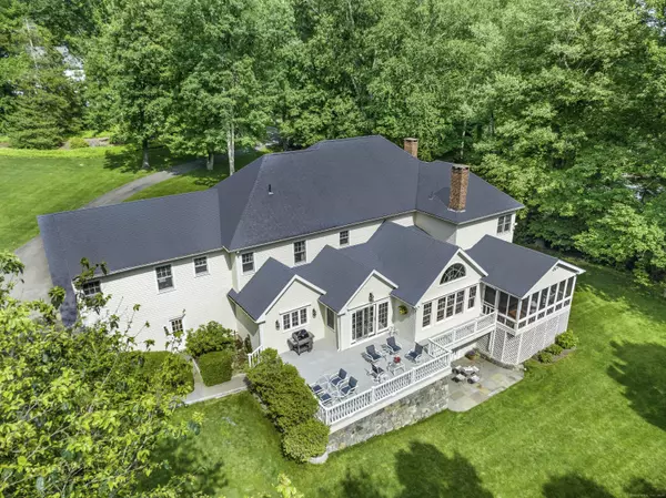 New Canaan, CT 06840,1658 Ponus Ridge