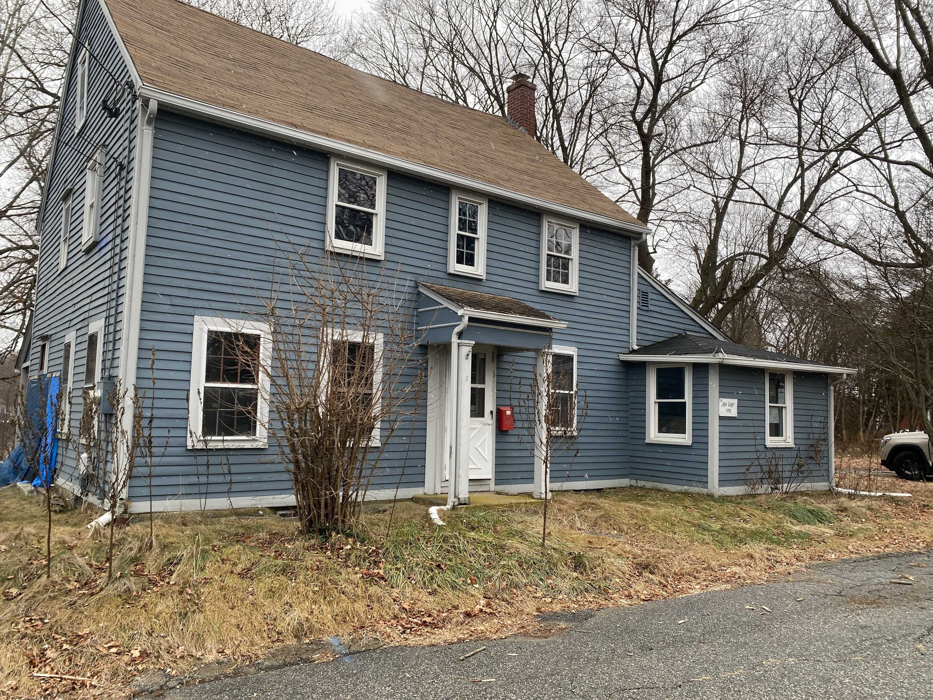 6 Lee Avenue, Norwich, CT 06360