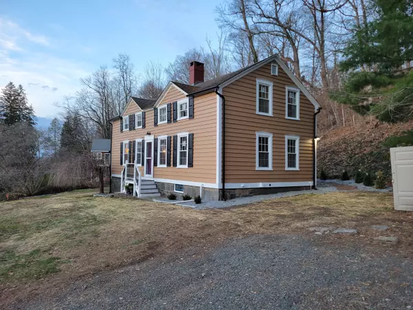 32 Porges Road, East Haddam, CT 06423