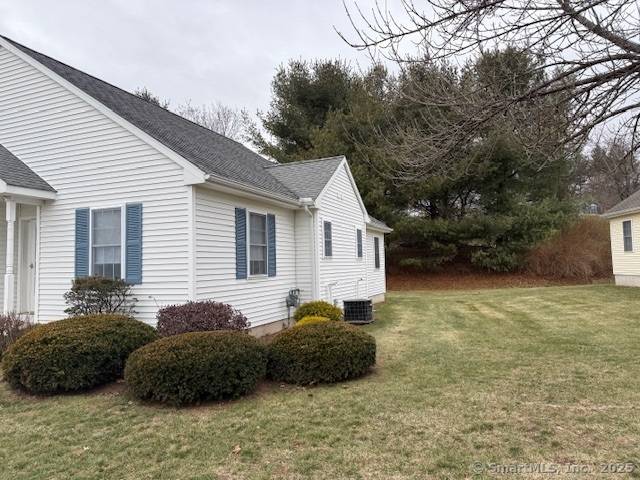 Vernon, CT 06066,36 Quail Hollow Close