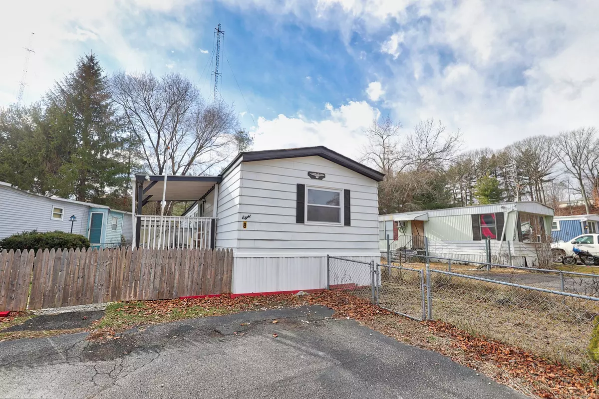 Naugatuck, CT 06770,8 Thunderbird Drive