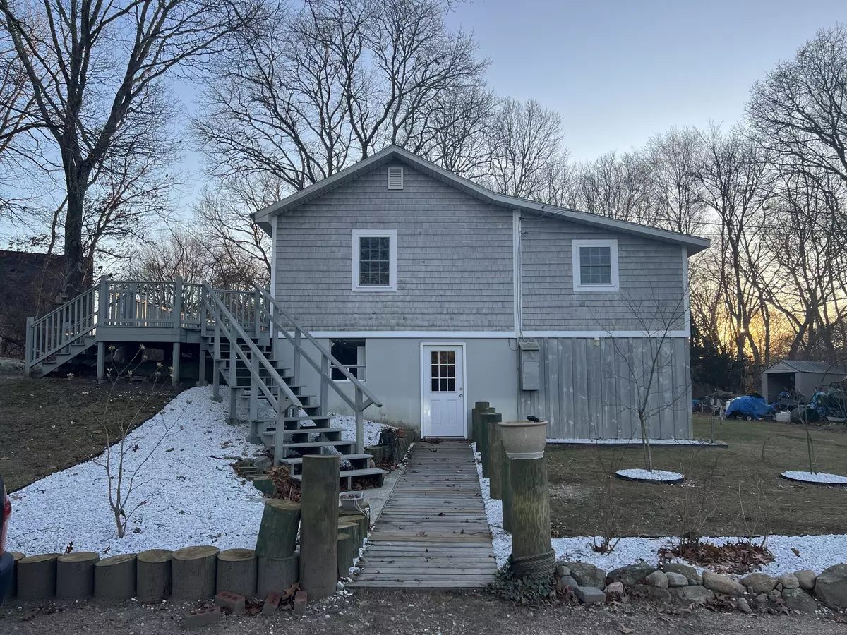 Stonington, CT 06379,68 Schiller Avenue