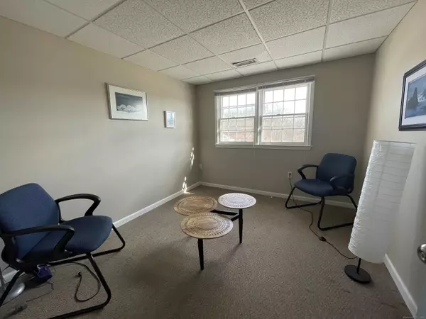 Monroe, CT 06468,755 Main Street #C8