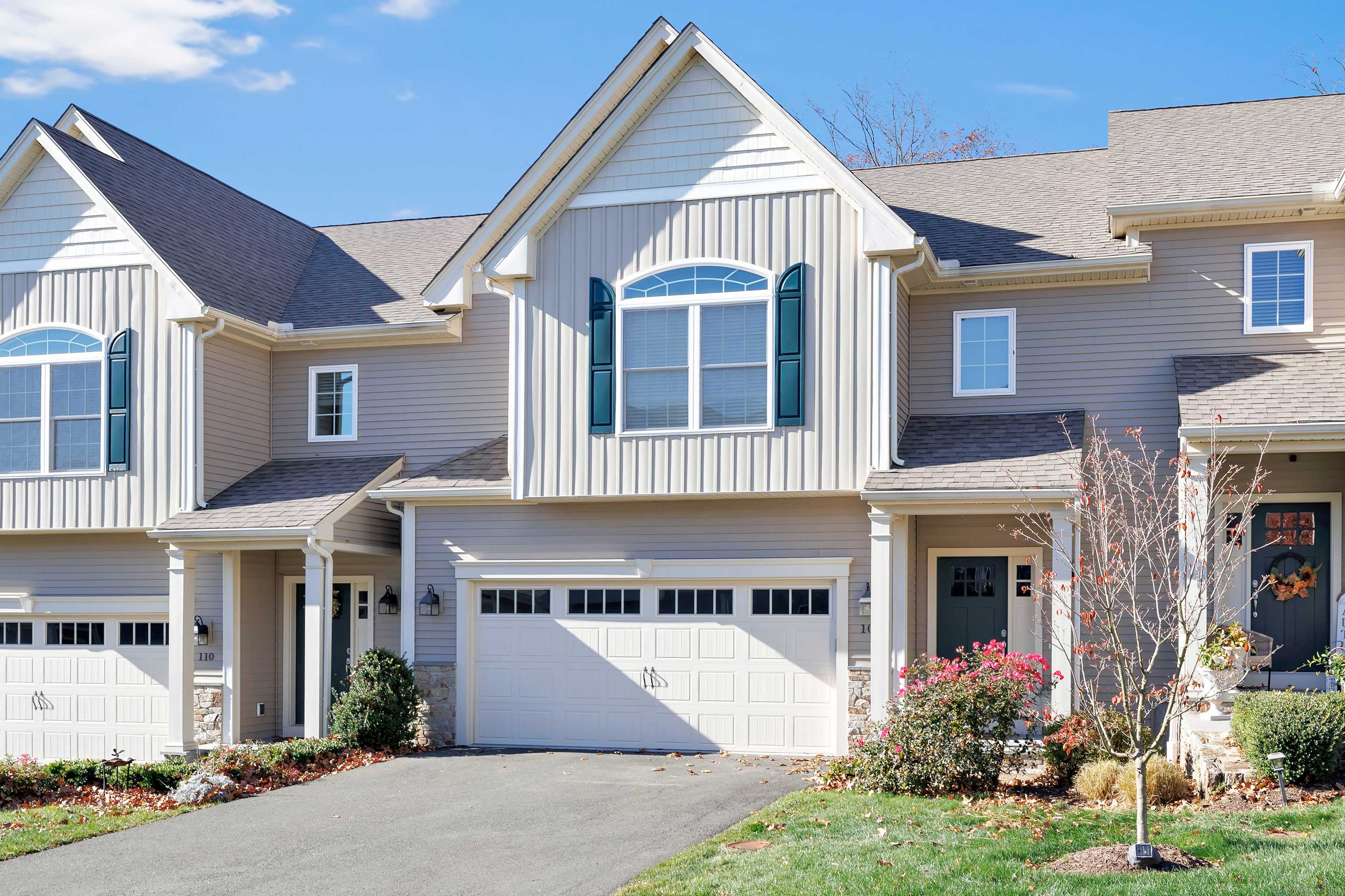 108 Wells View Road #108, Shelton, CT 06484