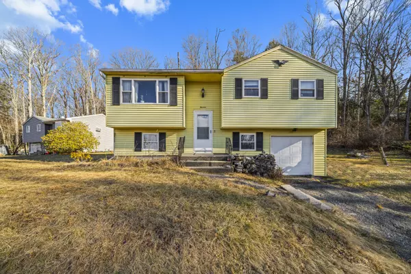 14 Hamill Drive, Winchester, CT 06098