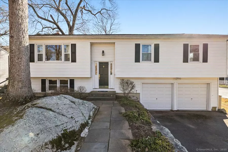 65 Willard Terrace, Stamford, CT 06903