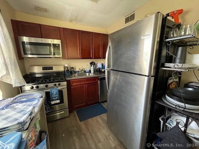 Stratford, CT 06614,137 Marsh Way