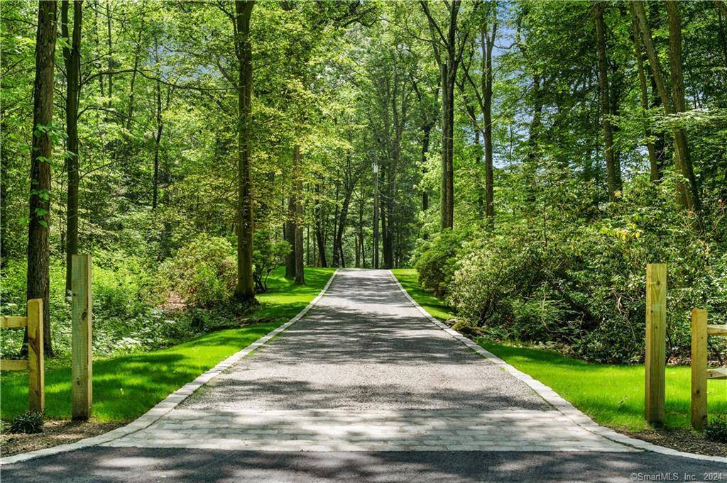 New Canaan, CT 06840,782 Smith Ridge Road