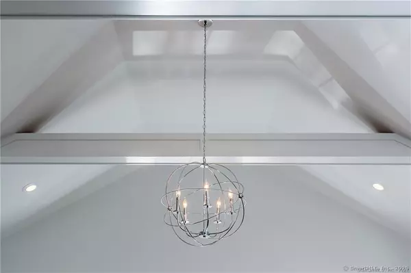 Fairfield, CT 06824,378 Penfield Road