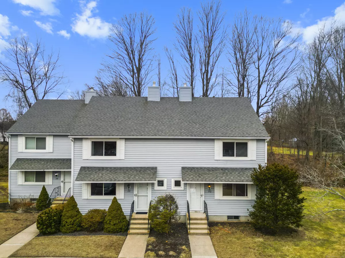 Cromwell, CT 06416,152 Salem Drive #152