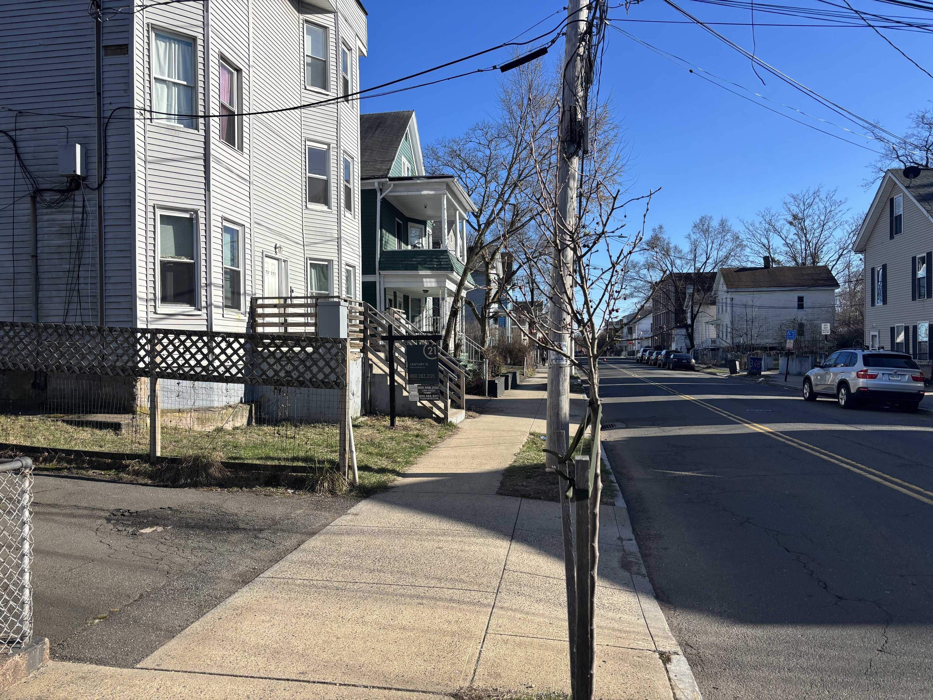 New Haven, CT 06513,373 Blatchley Avenue