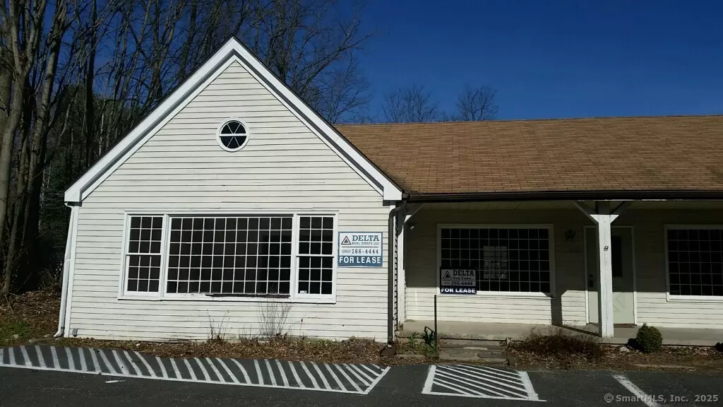 Woodbury, CT 06798,107 Main Street North