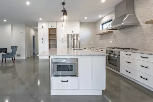 Branford, CT 06405,650 Main Street