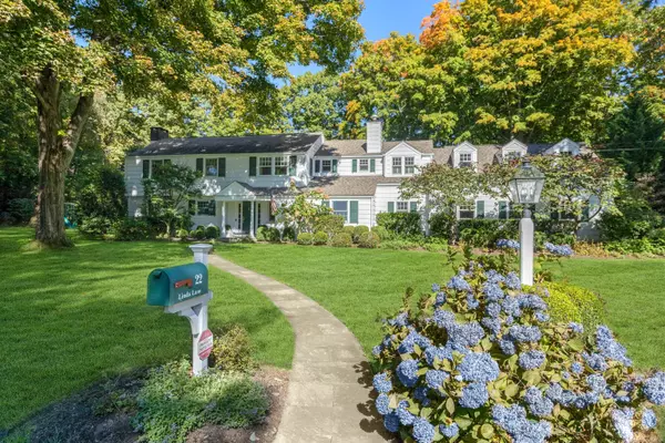 Darien, CT 06820,22 Linda Lane