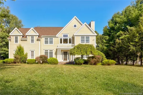 20 Broad Brook Lane, Stamford, CT 06907