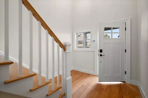 Bethel, CT 06801,17 Fieldstone Court #17
