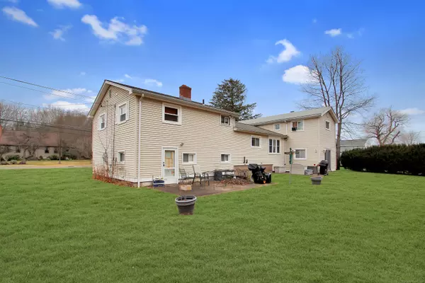 Middletown, CT 06457,392 Millbrook Road