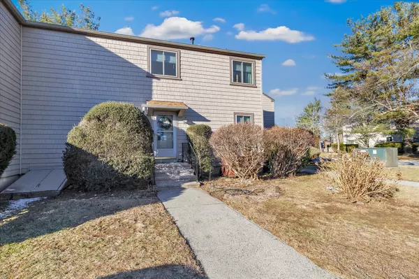 Stratford, CT 06614,75 River Bend Road #B