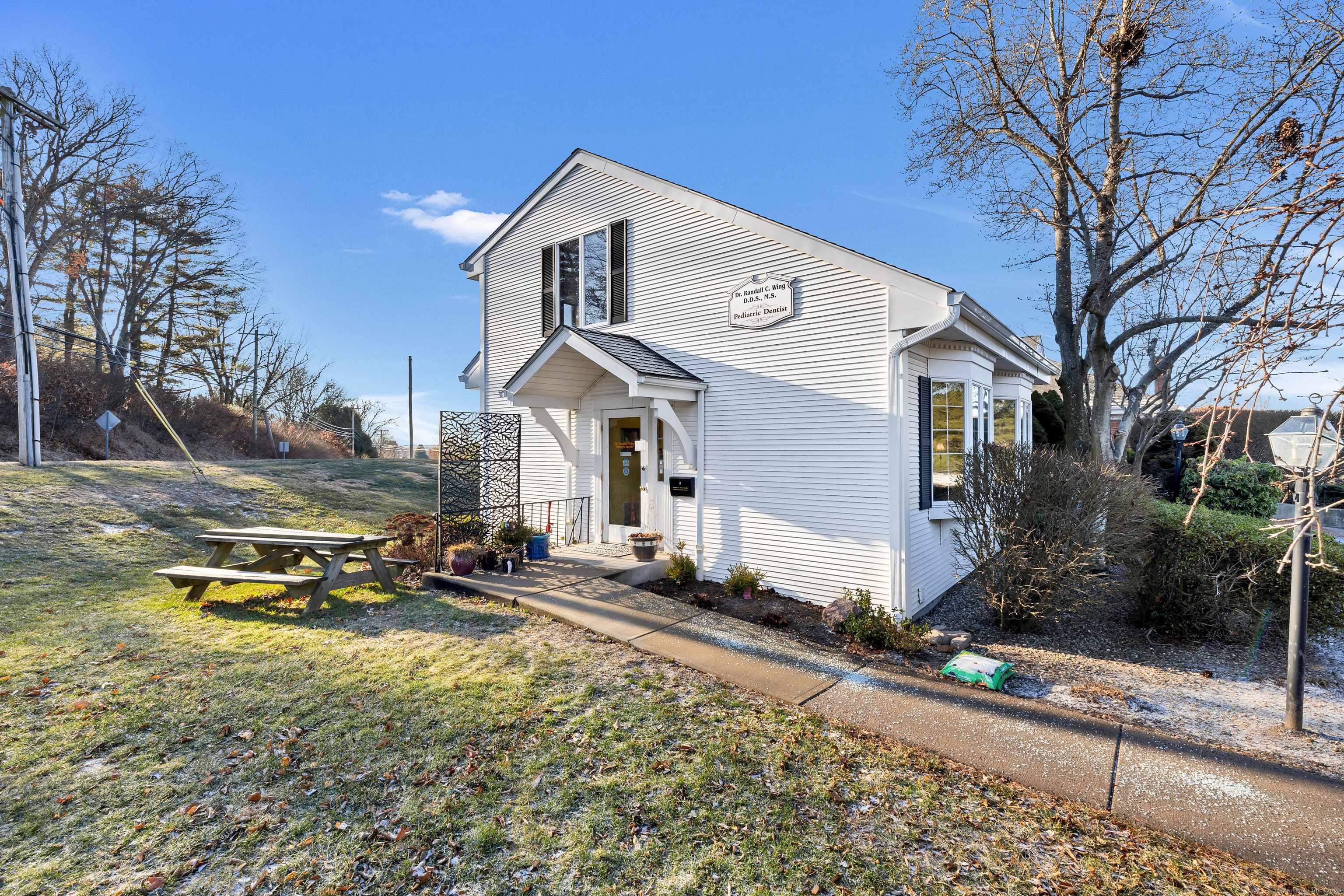 South Windsor, CT 06074,1050 Sullivan Avenue #STE A1