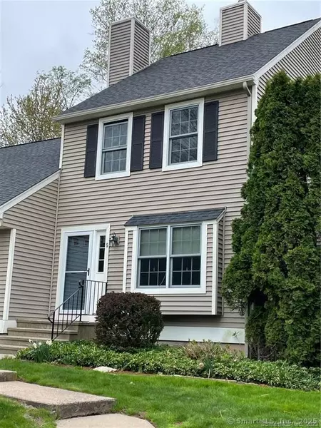 5 Braintree Court #5, Suffield, CT 06078